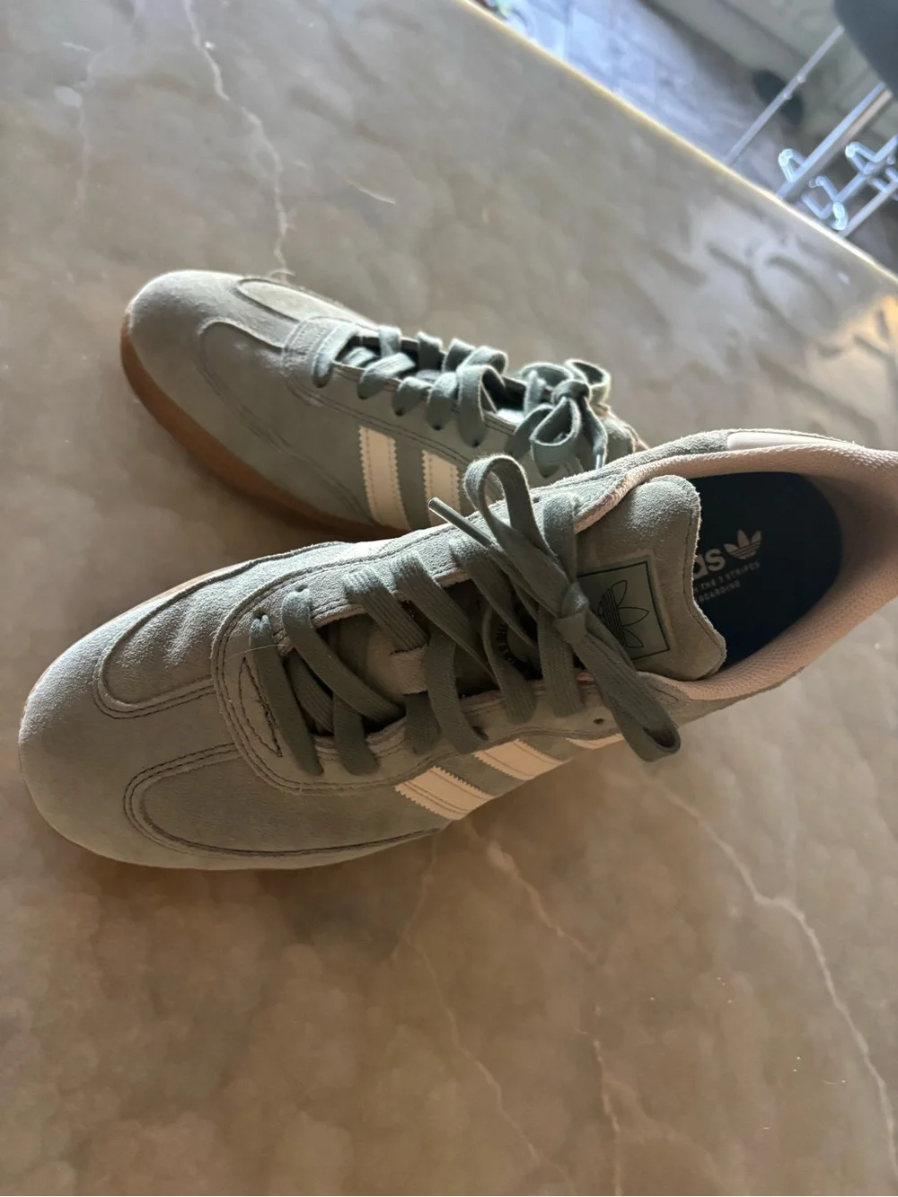 adidas classic low